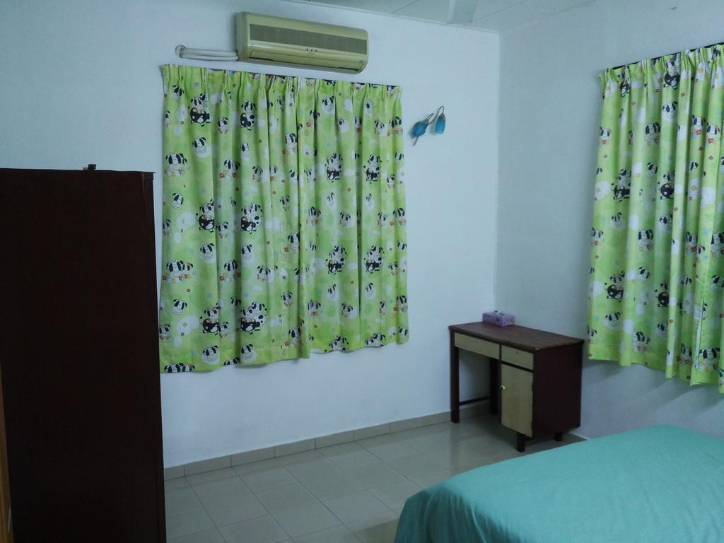 Cozy Mount Erskine Homestay Джордж Таун Екстериор снимка