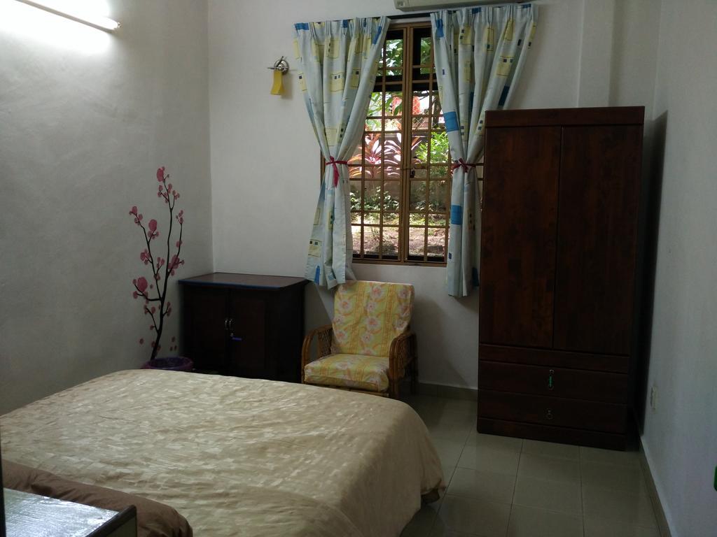 Cozy Mount Erskine Homestay Джордж Таун Екстериор снимка